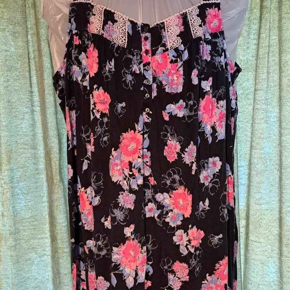 4 X NIGHT GOWN